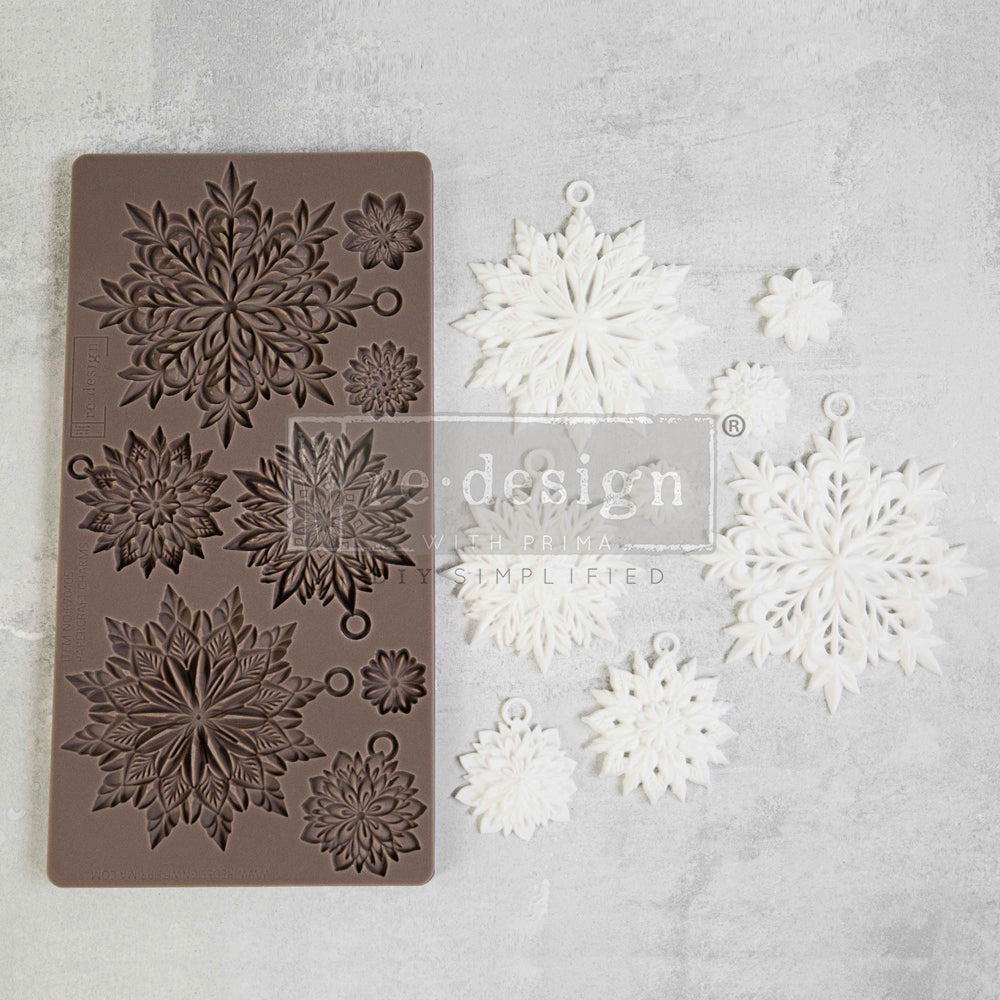 Re-Design with Prima PAPERCRAFT CHARMS Snowflakes Christmas Moulds - Food Safe Heat Resistant Resin 5X10 #670405